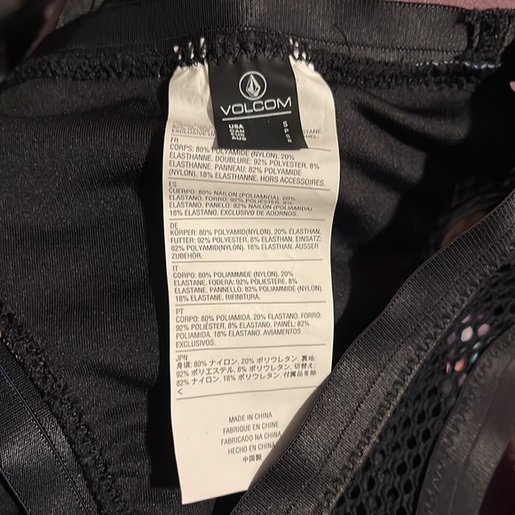 Volcom Bikini Set - Picture 4 of 4